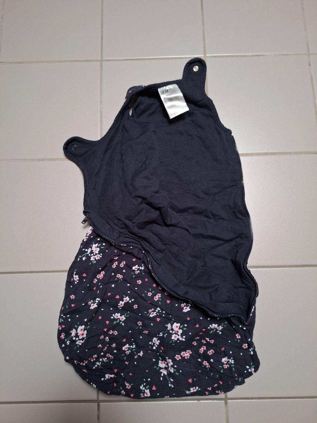 H&M Pigiama & Simili: Baby Schlafsack 50/56 – Usato da Sissach venduto da Nothing123 1