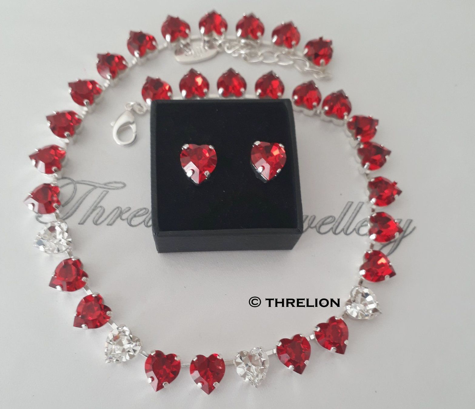 Colliers: Threlion Schmuck-Set – Neuf avec emballage d'origine à Riehen par Threlion