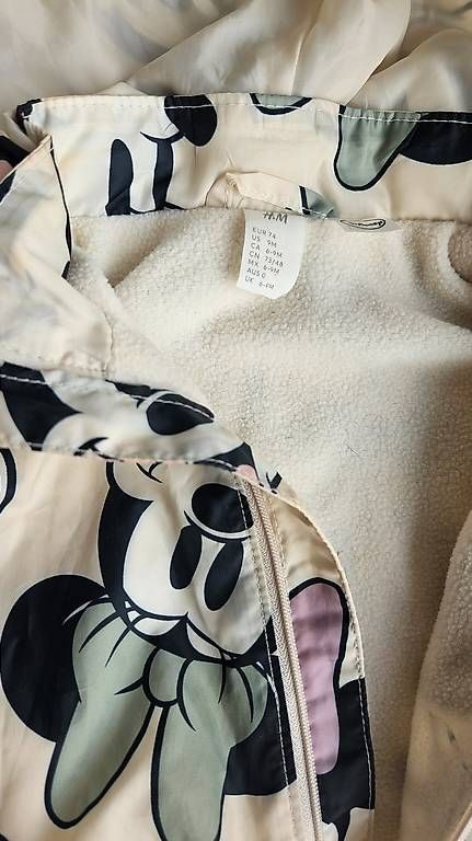 H&M Jacken & Mäntel: Wind- und Regenjacke Minniemouse Grösse 74 – Gebraucht aus Strengelbach von Ciinci 3