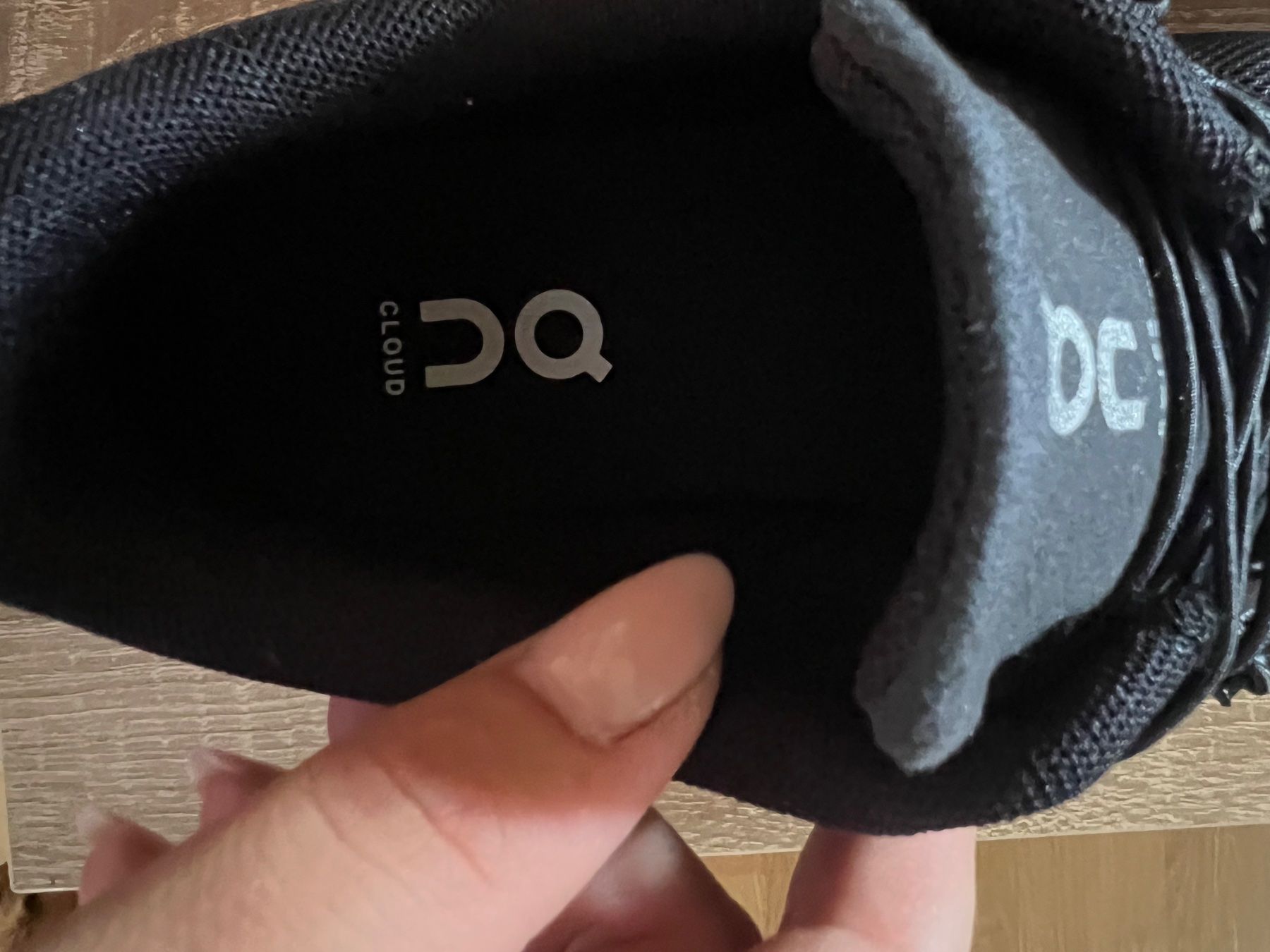 On Scarpe da uomo: On Cloud Laufschuhe – Usato da Möhlin venduto da sar_xn6j 3
