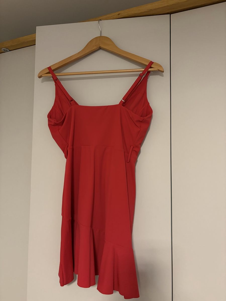 Vestiti: Halara Kleid  – Usato da Henau venduto da martina_1998 1