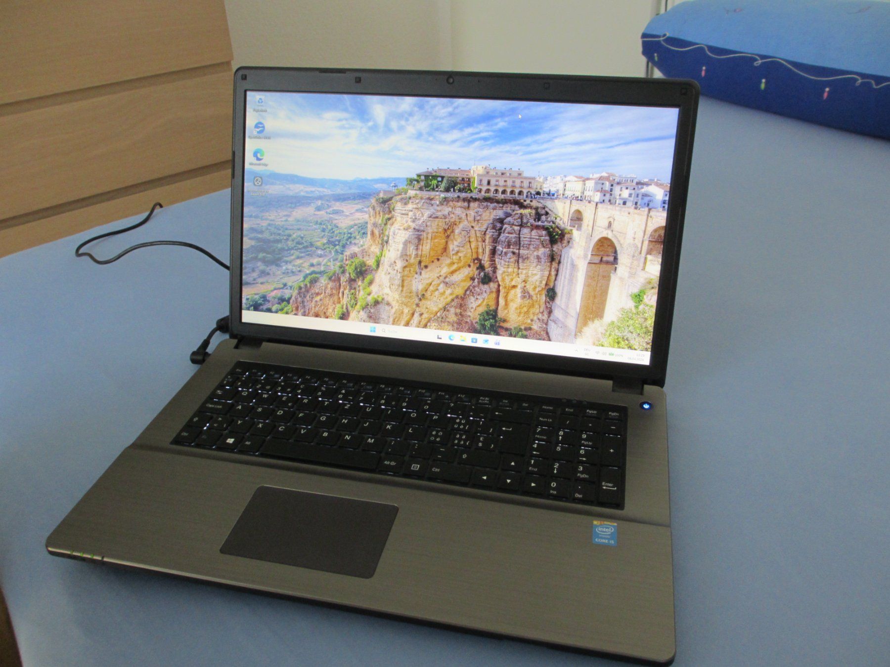 Notebook: TERRA Mobile 1749 – Usato da Sargans venduto da Morisson1 1