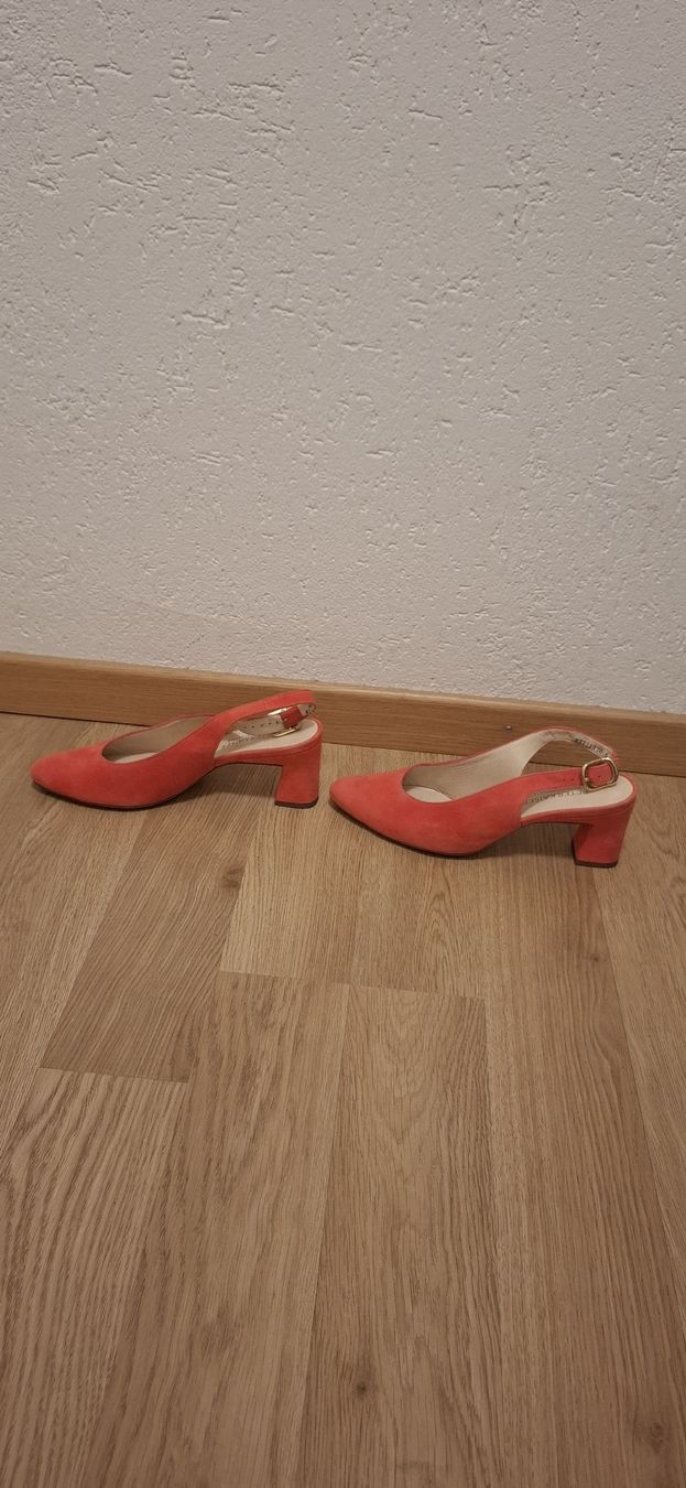 Kaiser Scarpe da donna: Peter Kaiser Pumps, Gr. 6, Wildleder, Koralle – Usato da Dietikon venduto da Miakitty 3