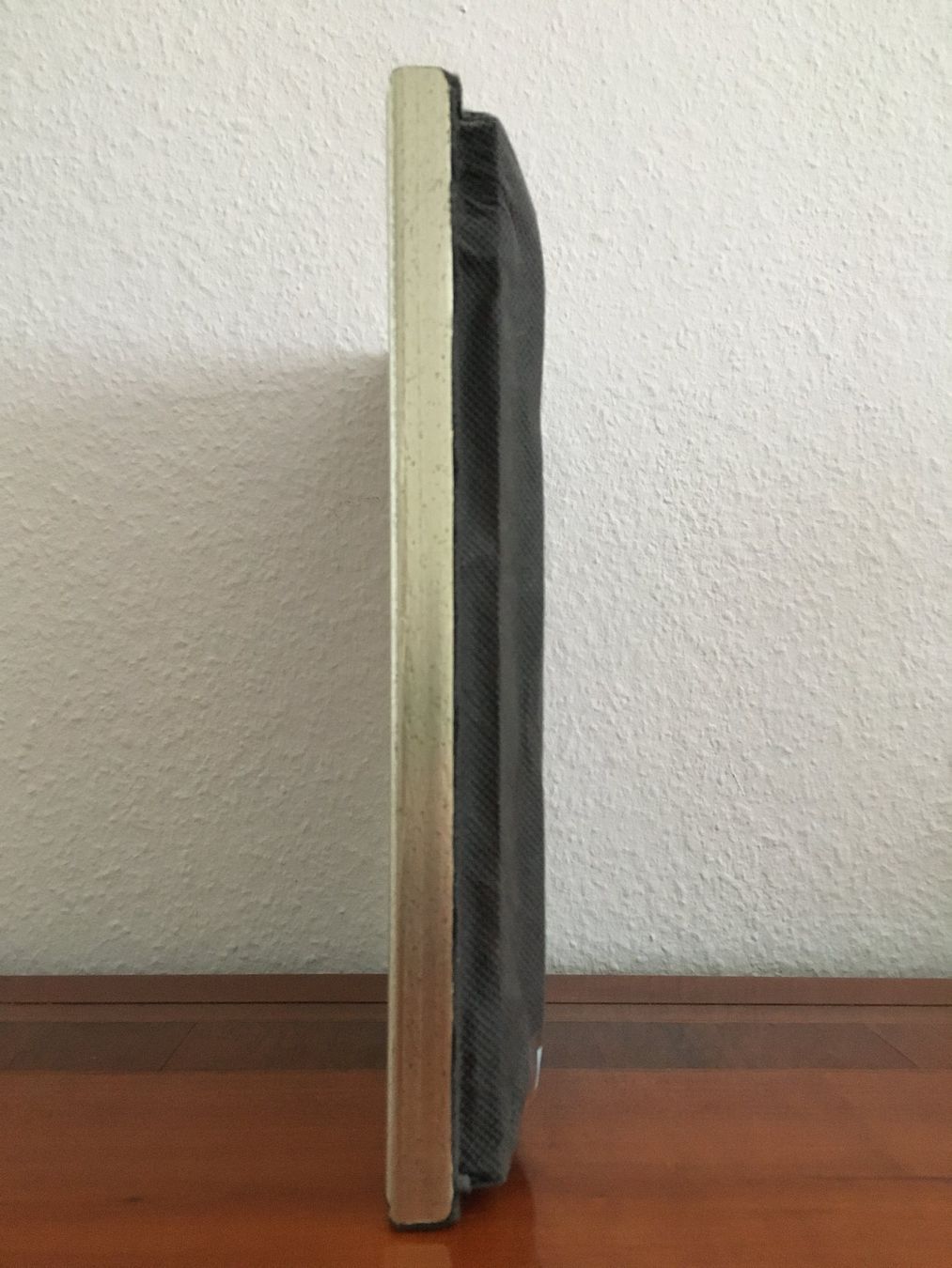 Foto & Immagini: Geramtes 3D-Kunstwerk – Usato da Basel venduto da Lancer4 1
