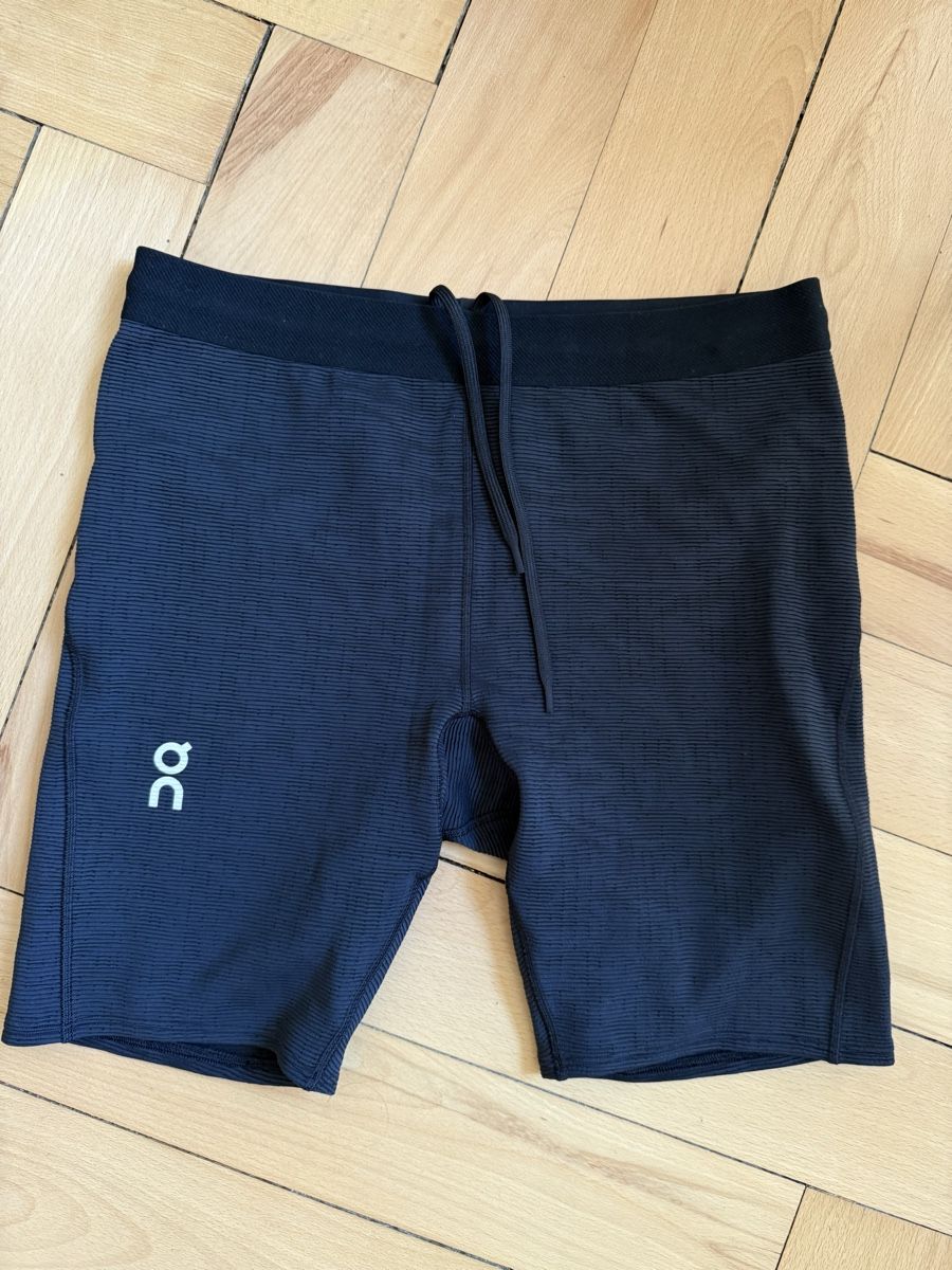 Hosen: On Short Tights (L) – Gebraucht aus Bern von Laufsport3000