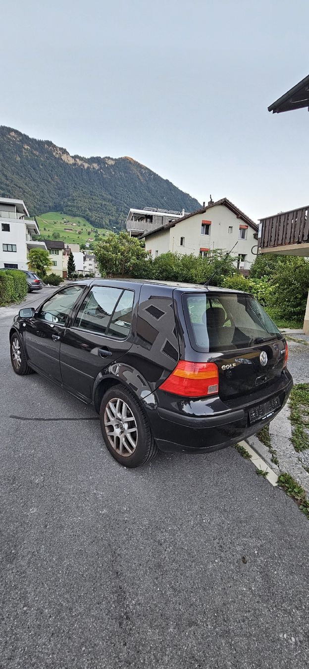 VW Autos: VW Golf – Gebraucht aus Buochs von buochser6 1