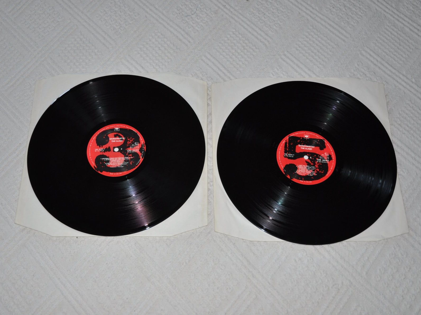 Dischi in vinile: 3 LPs The Clash - Sandinista! – Usato da Boll venduto da Theodora15 8