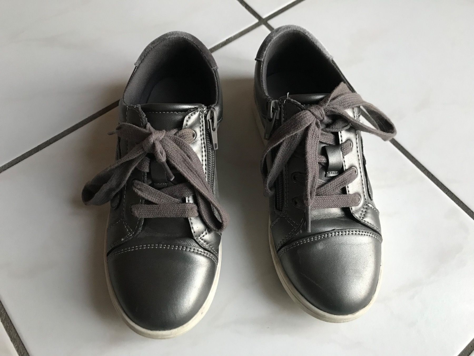 Scarpe per ragazze: Chaussures baskets fille pointure 33 – Usato da Montalchez venduto da Azurea79 1