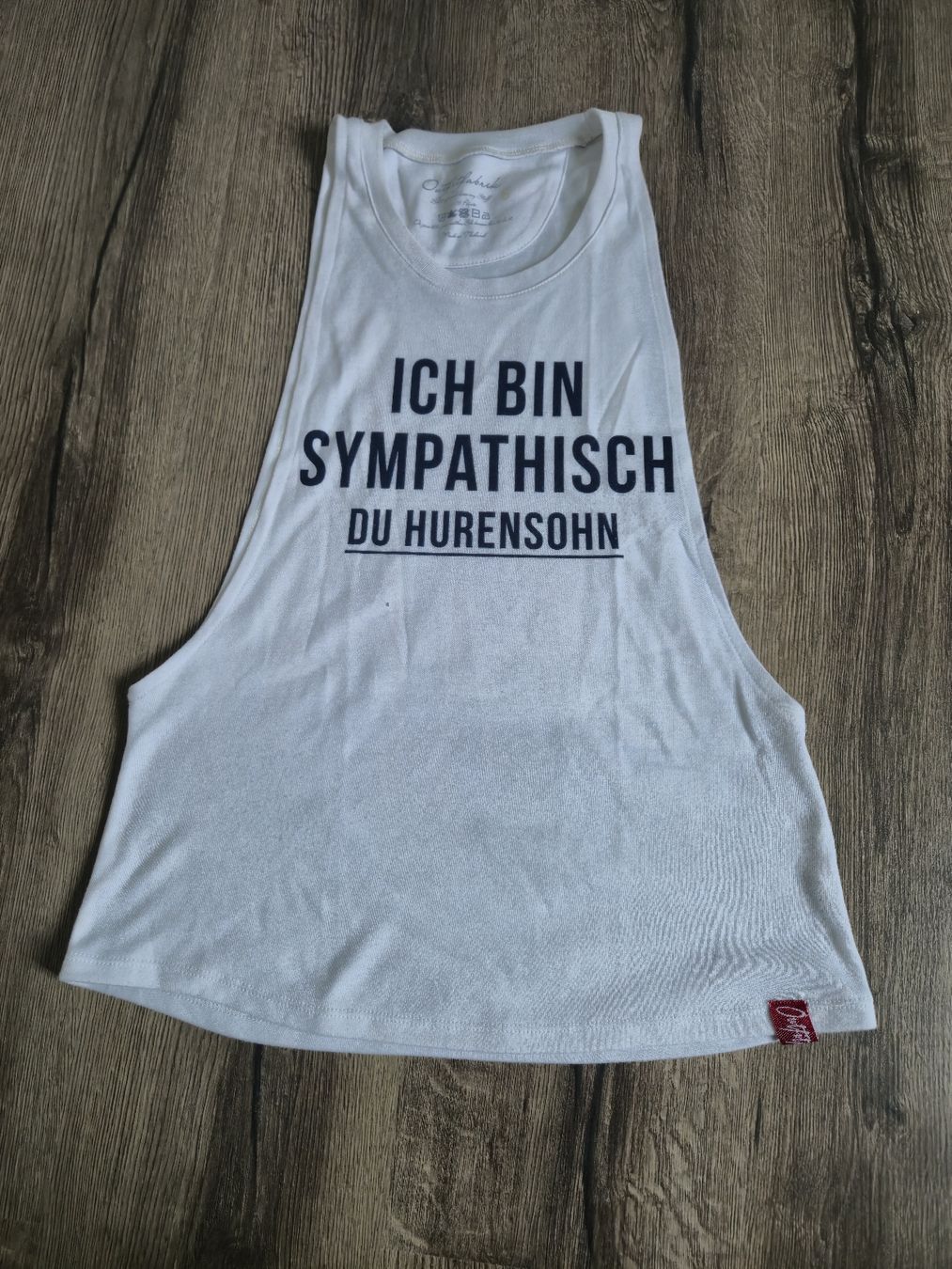 Travi: Tanktop – Usato da Leuggern venduto da MonaM90