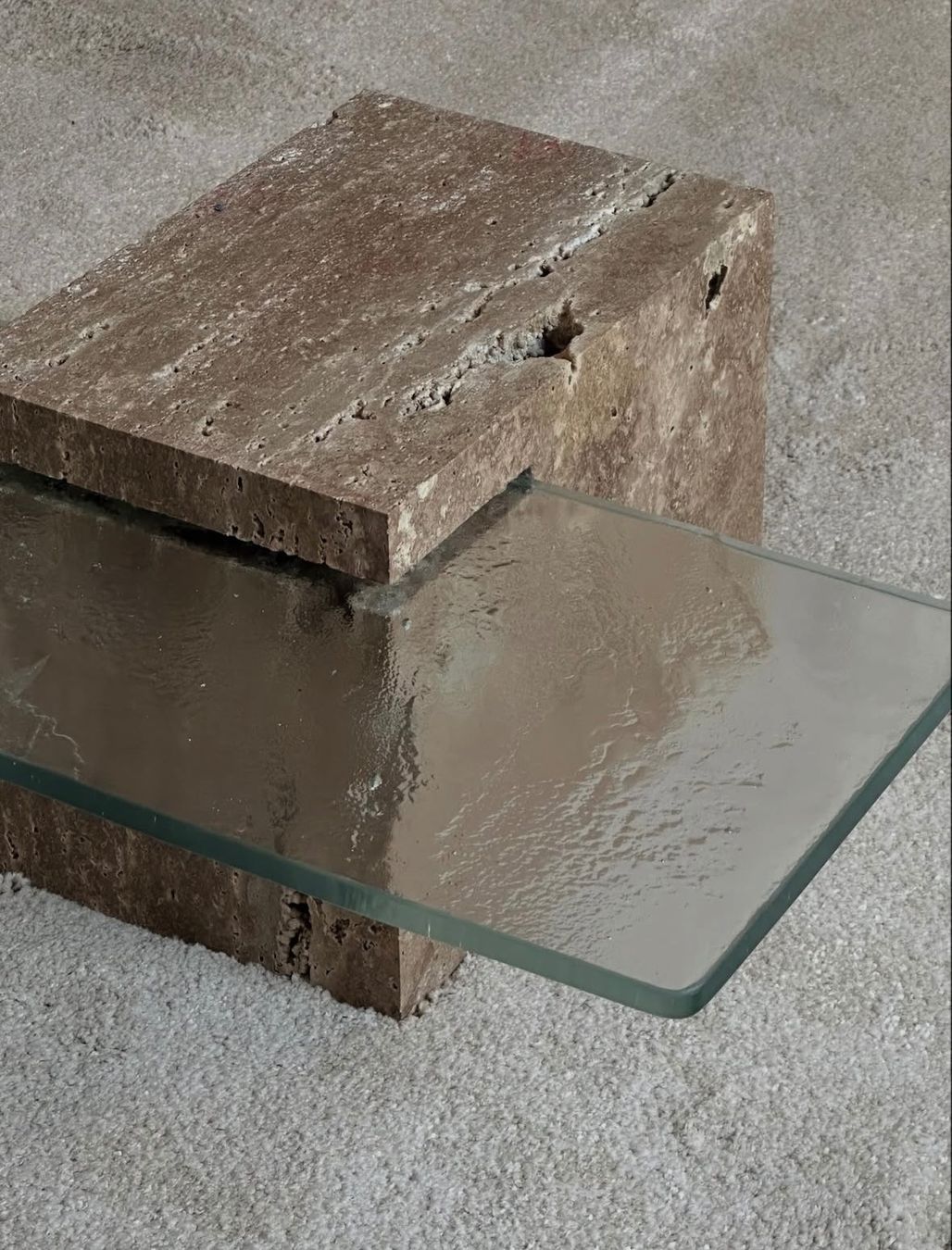 Tische: Brutalist Travertin Couchtisch – Neu und originalverpackt aus Basel von ale_rg9g 1