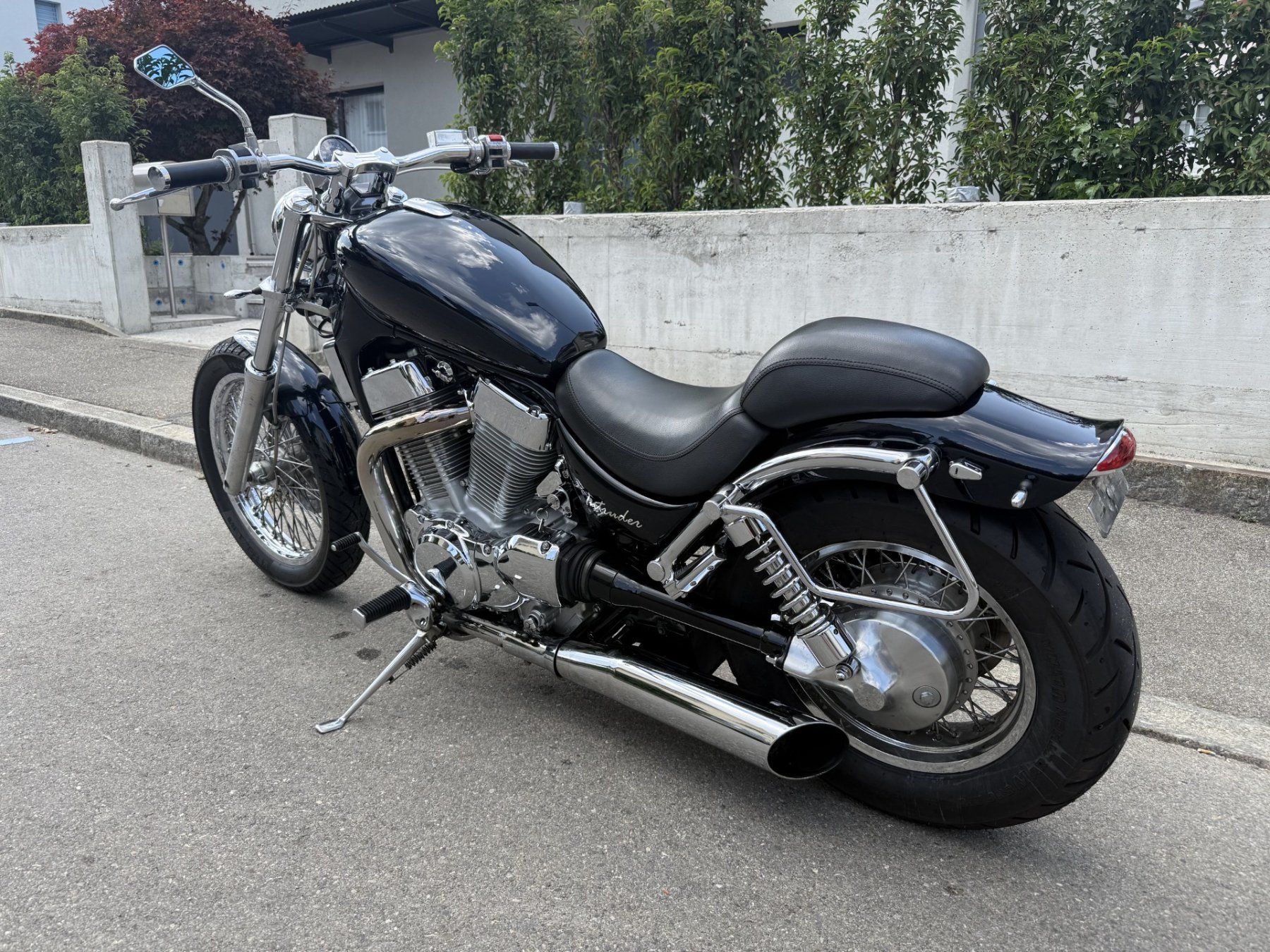 Suzuki Strada: Suzuki Intruder VS 1400 GLP – Usato da Biel/Bienne venduto da ecu 2
