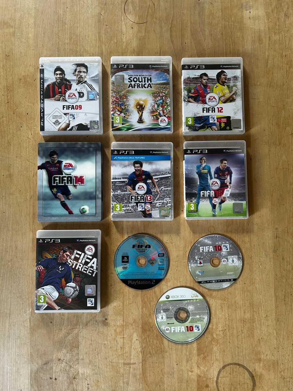 Spiele: FIFA Sammlung - Playstation 3, Playstation 2, Xbox 360 – Gebraucht aus St. Gallen von lis_cd6d