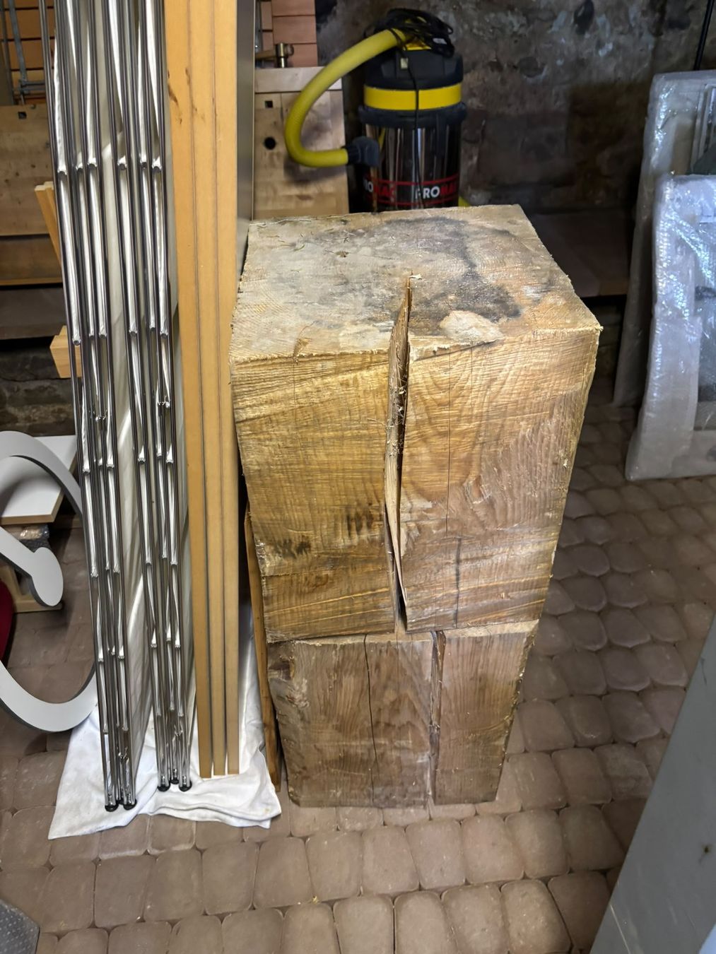 Holzartikel: 2x Holzblöcke – Gebraucht aus Zürich von FlorinGasser