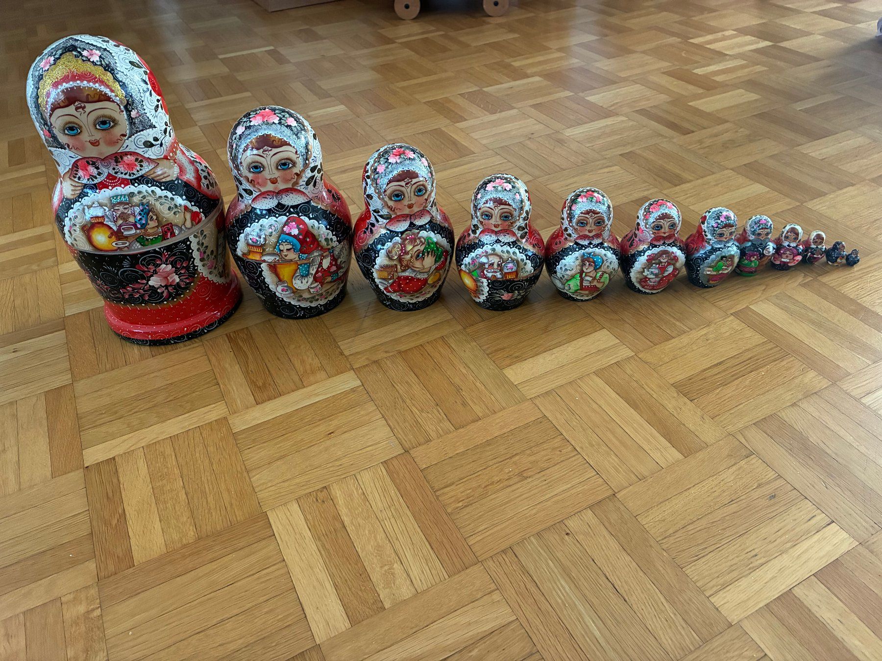 Figuren: Babuschka 12 teilig, ca. 30cm gross – Gebraucht aus Uitikon Waldegg von Bettina_bibi 1