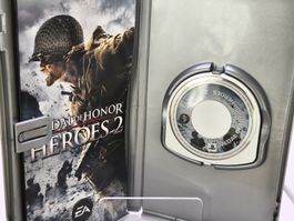 Medal of Honor Heroes 2 PSP - Jeu d'action parfait état!