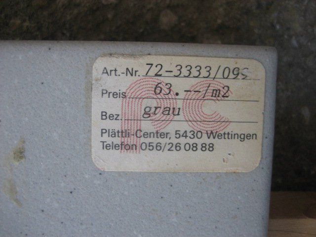 Rivestimenti per pavimenti: Bodenplatten 3 m2 – Usato da Winterthur venduto da pf02 5