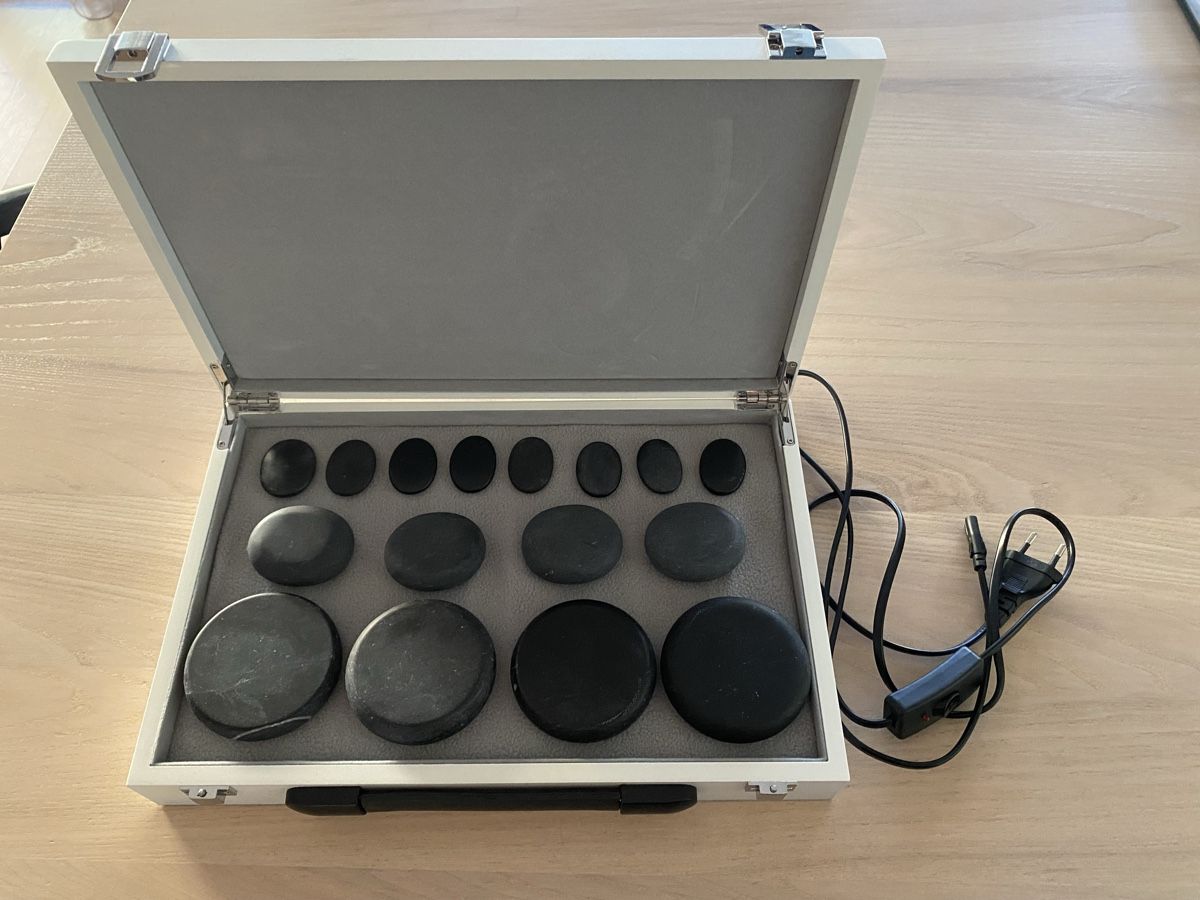 Appareils médicaux: Hot stone Koffer – Neuf (Voir description) à Root par chugelrund 1