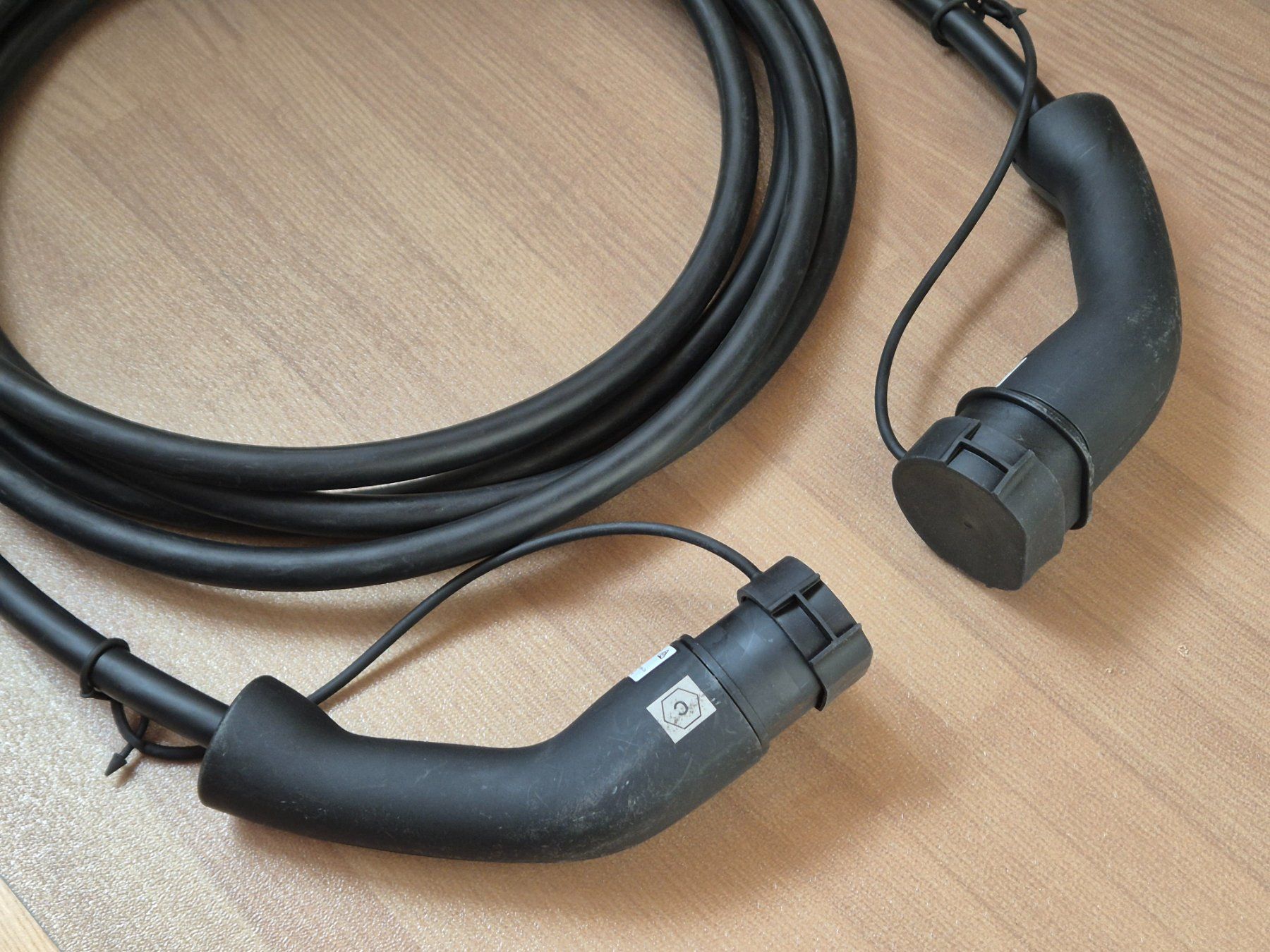Cavi: Ladekabel Typ 2 - 22kw - 6m - original Renault E-Tech – Usato da Wynau venduto da snoesel 1