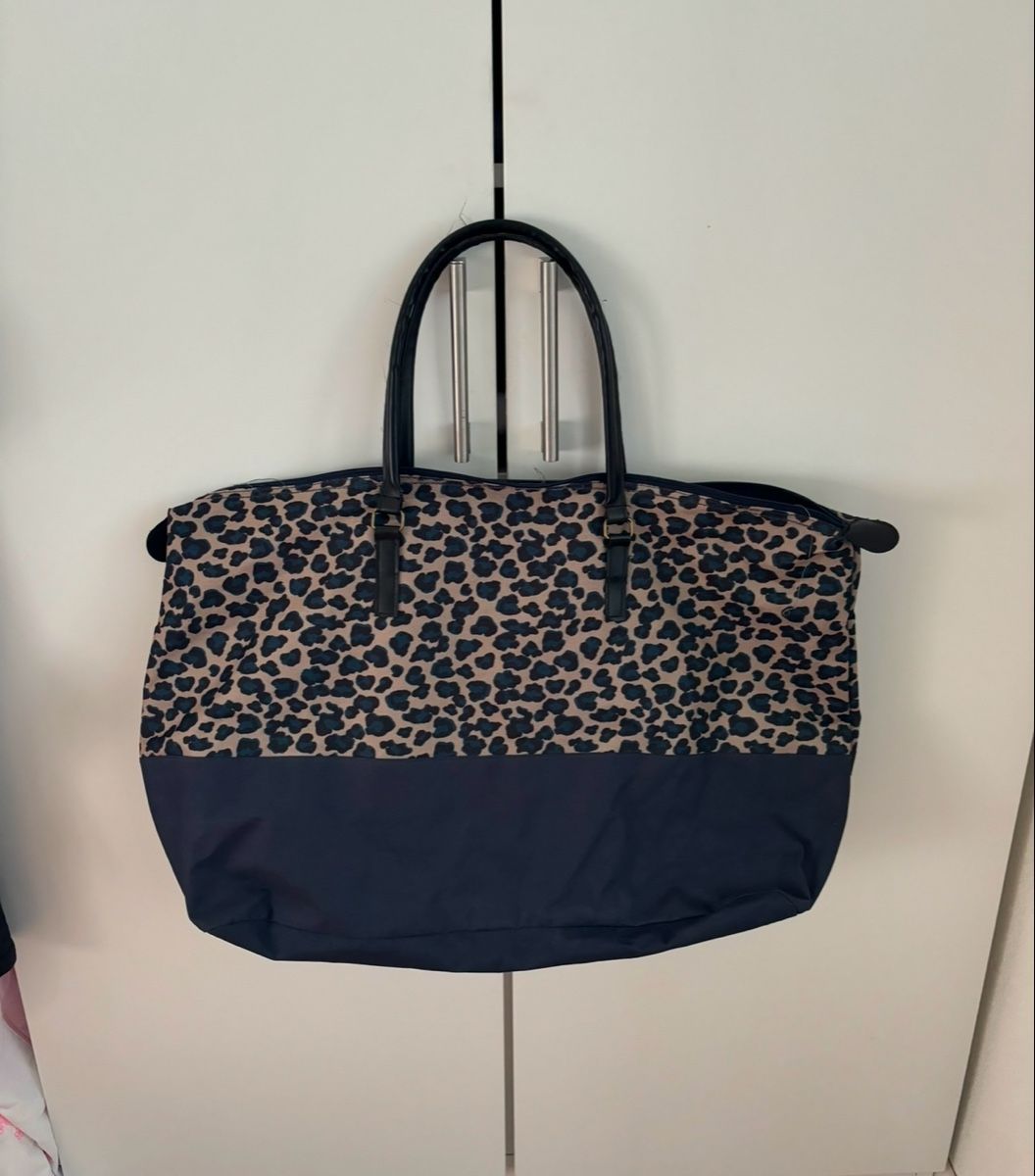 Borse da donna: Grosse Leopard Weekender Reisetasche – Usato da Ostermundigen venduto da emily.to