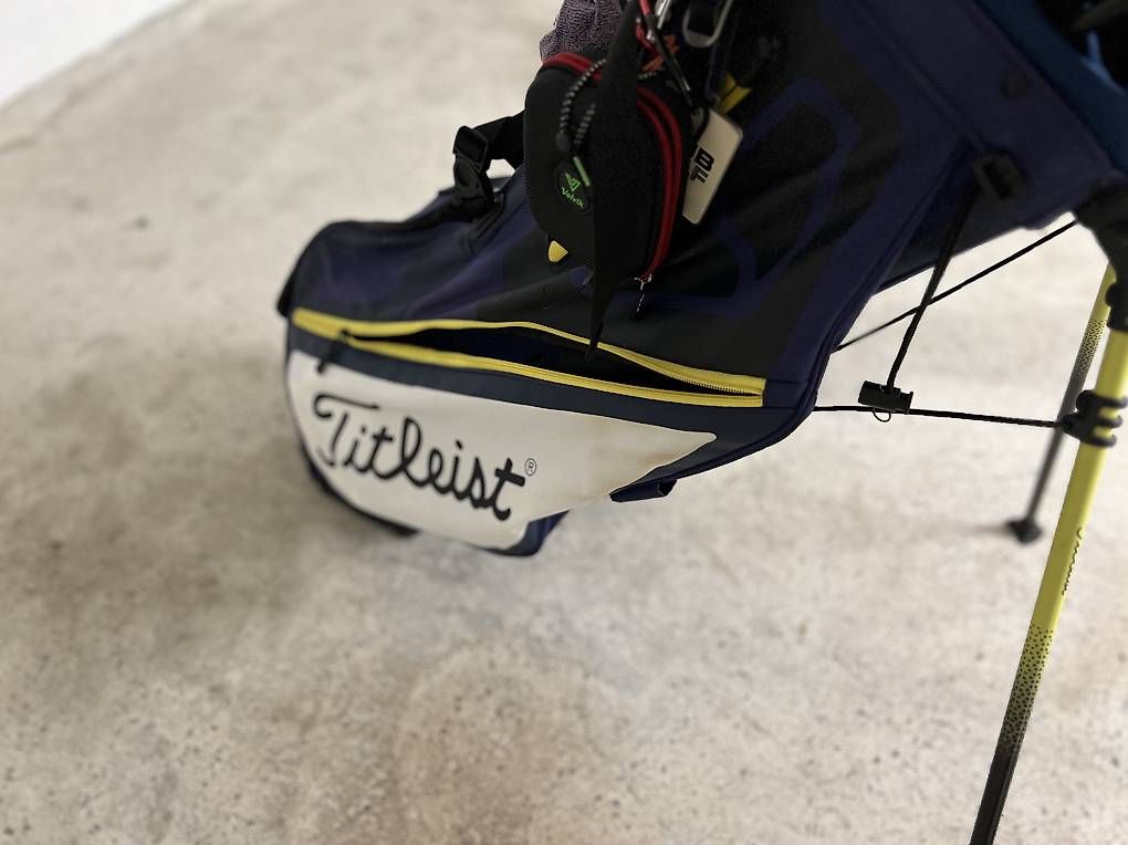 Titleist Taschen: Titleist Golfbag – Gebraucht aus Nürensdorf von  3