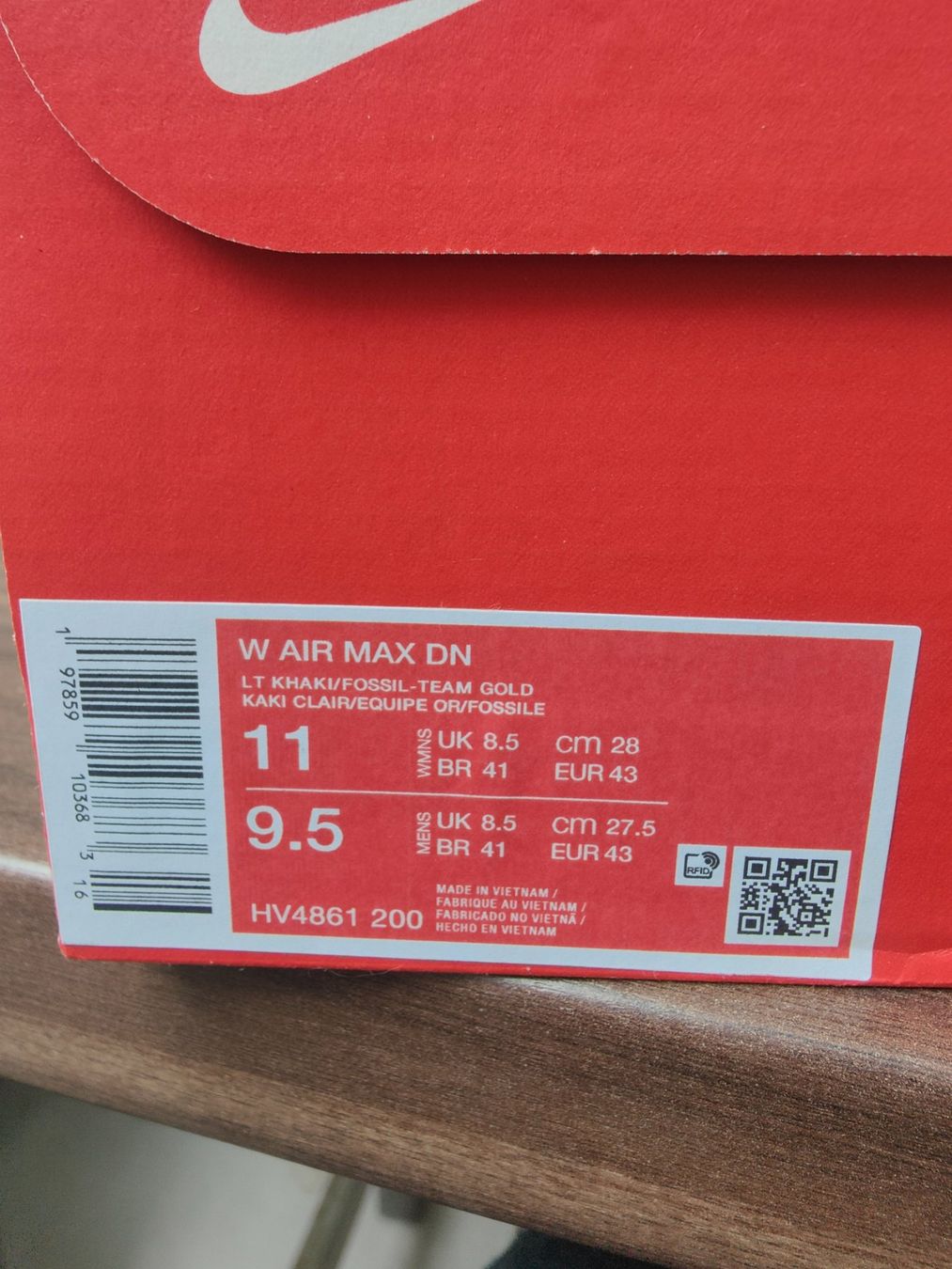Nike Chaussures hommes: Nike Air Max DN – Neuf avec emballage d'origine à Fleurier par dav_xx8y 6