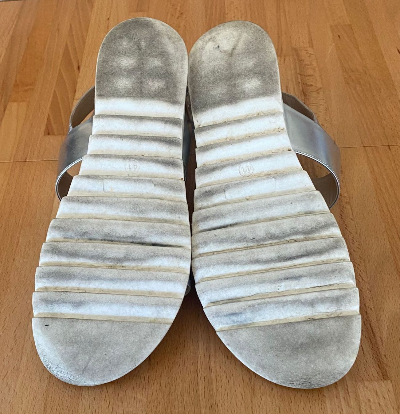 Damenschuhe: Schuhe Sandalen Evaluna Gr. 41 silber – Gebraucht aus Winterthur von Secondhand-Family 2