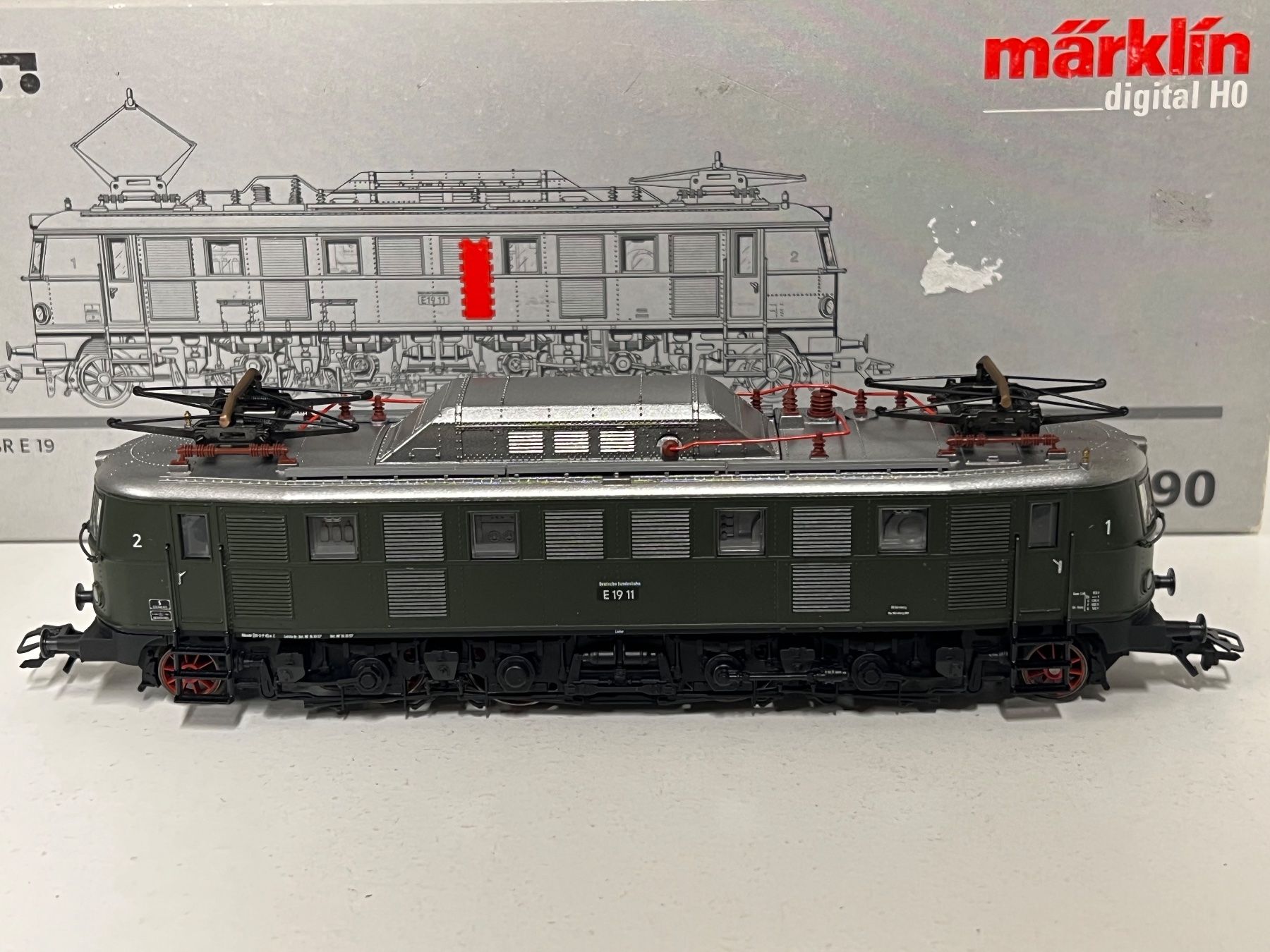 Märklin Modellini di ferrovie: Märklin 39190 BR E 19 H0 AC Digital – Usato da Geroldswil venduto da TopTrain54 1