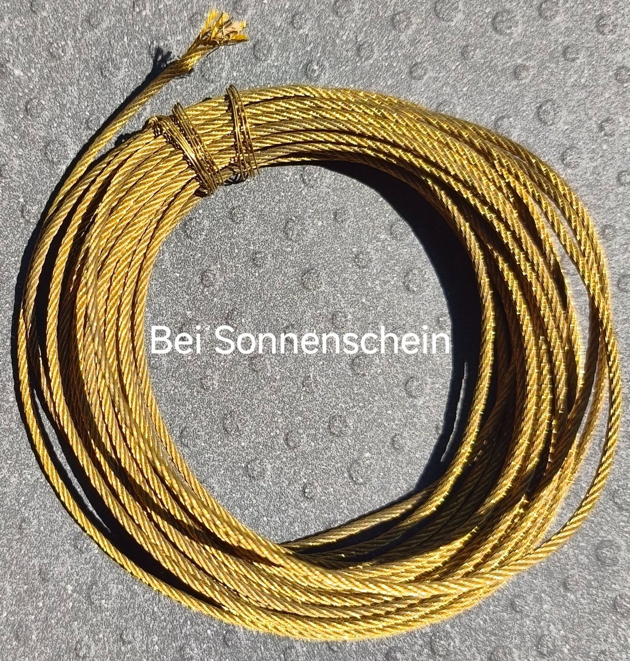 Ferramenta: Vintage Messing- oder Bronzekabel, Naturfaserseele im Kern – Usato da Zürich venduto da Tanteemma369 7