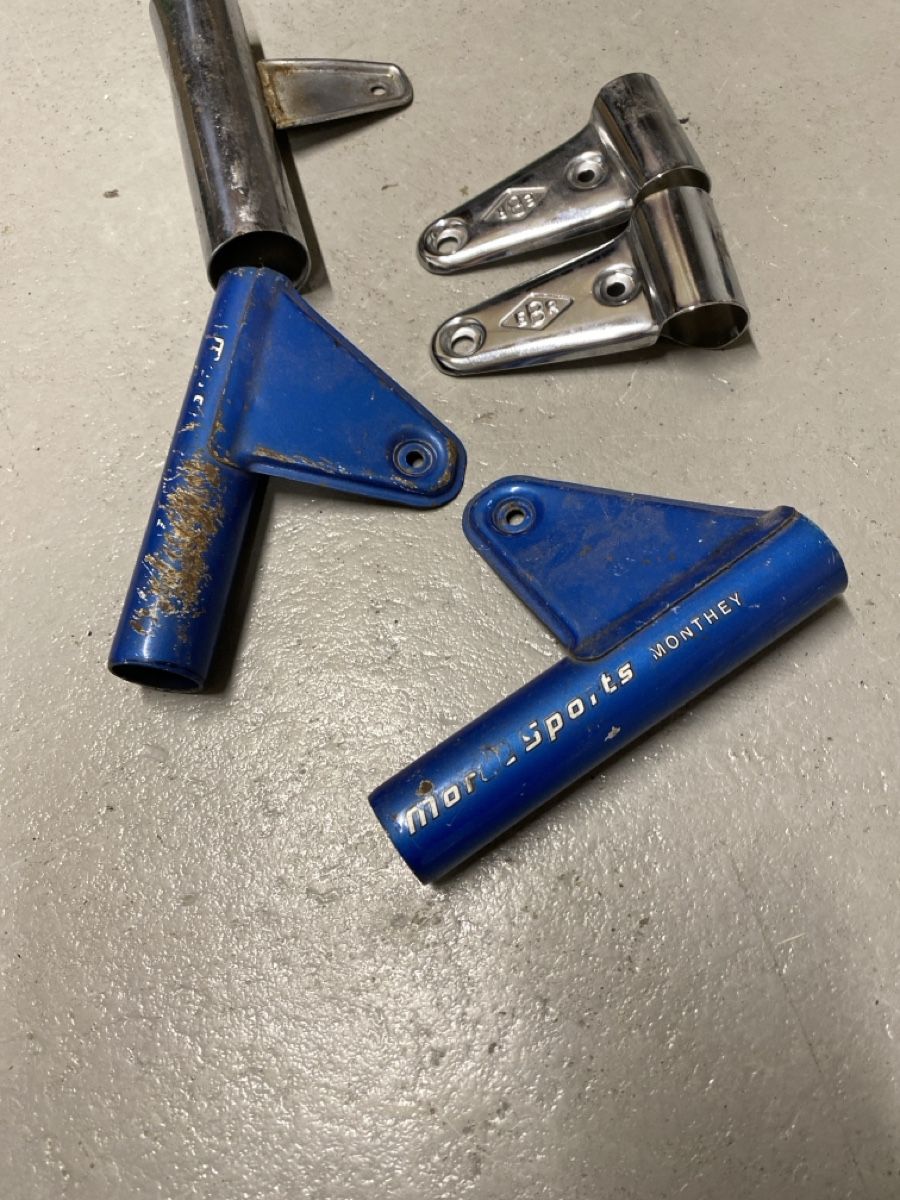Puch Pièces pour mobylette: Töffli Lampenhalter  – D'occasion à Büren an der Aare par twostrokeguy 2