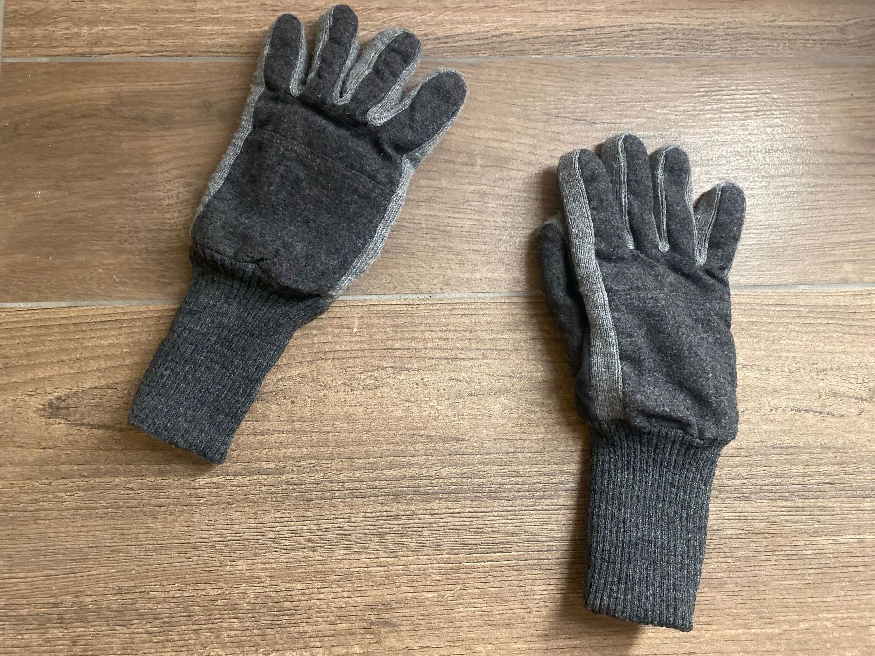 Tchibo Sonstige Accessoires für Herren: Tchibo Handschuhe Winter Gr. 8.5 – Gebraucht aus Pratteln von a23_j2gs 1