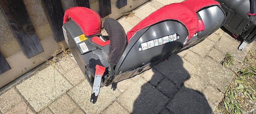 Auto-Kindersitze: Römer Kindersitz mit Isofix – Gebraucht aus Wald ZH von micotitolinotamtam 1