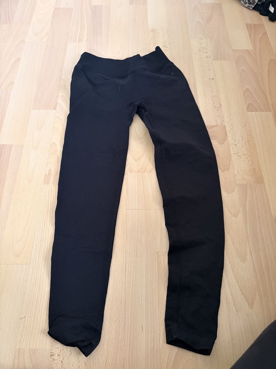 Smilodox Leggings: Smilodox leggins mit Scrunch – D'occasion à Pfäffikon ZH par she_qkn2 1