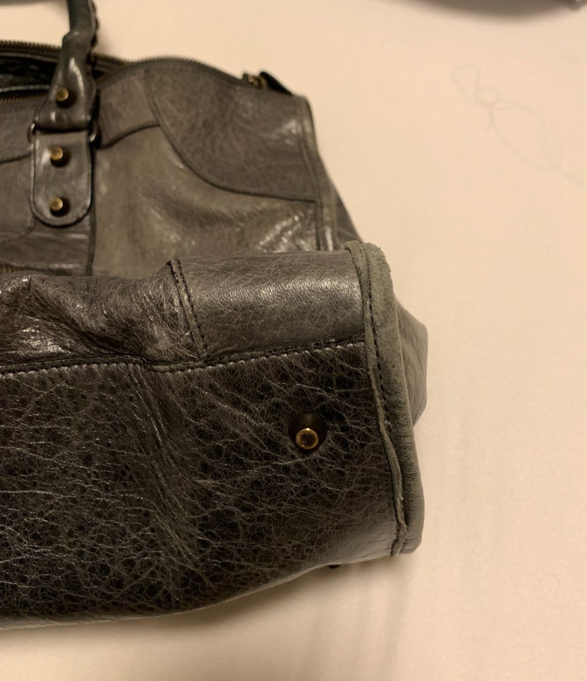 Balenciaga Borse da donna: Balenciaga Work Tasche Leder Grau/Anthrazit – Usato da Zürich venduto da Sera.13 7