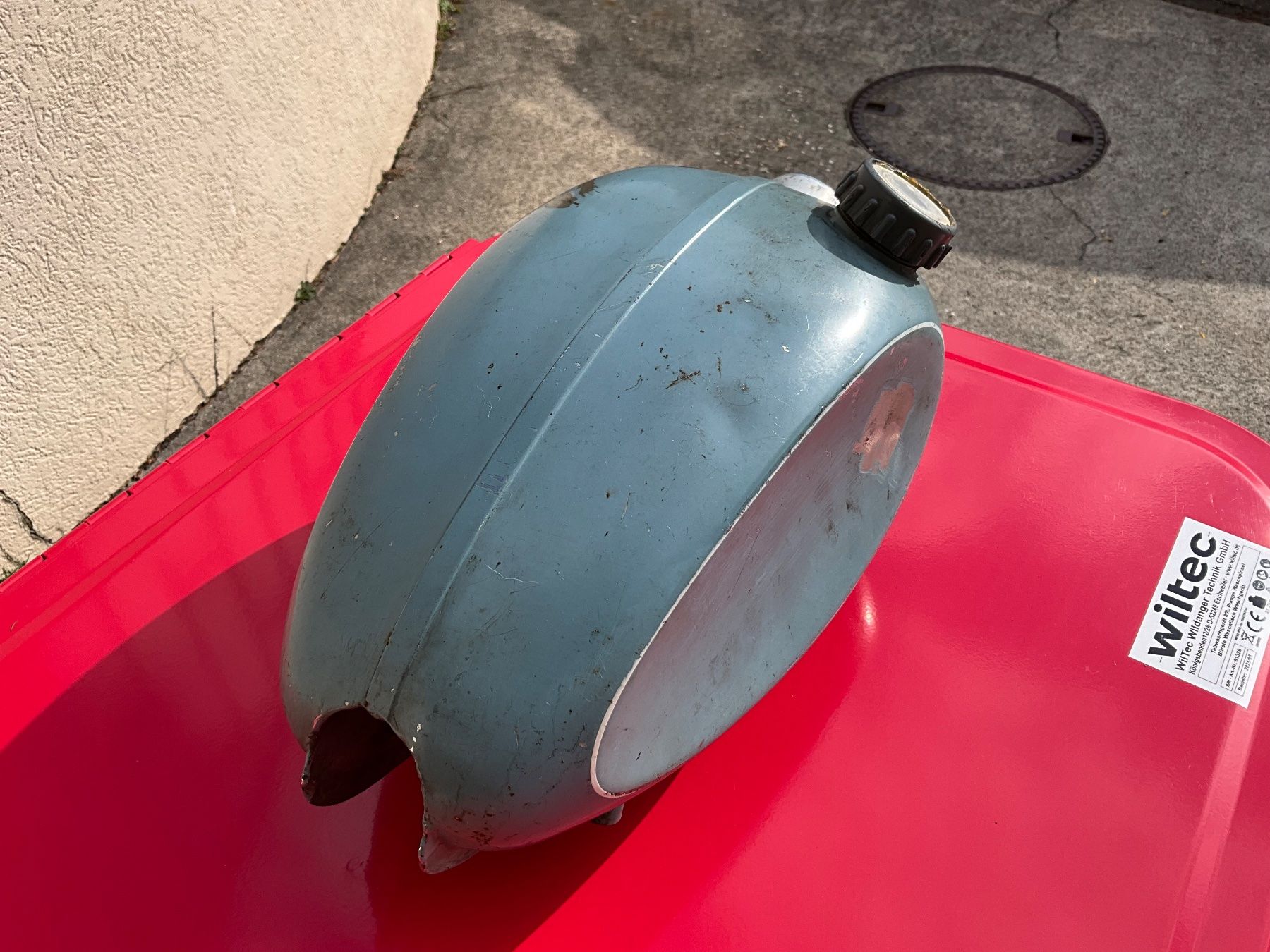 Autres accessoires p. véhicule: Mofa Benzintank – Défectueux à Nussbaumen AG par Mustang66 2