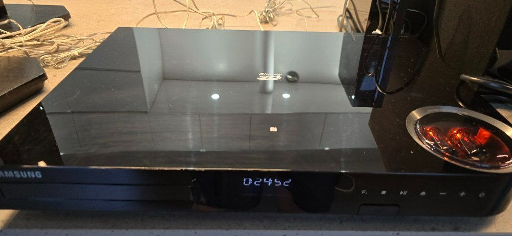 Samsung Home Cinema: Samsung Blu-ray Player mit Heimkino-System 5.1 gebraucht – Usato da Bäretswil venduto da Rutschibutschi 2