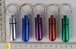 1x Mini Schlüsselbund-Pillenbox, NEU