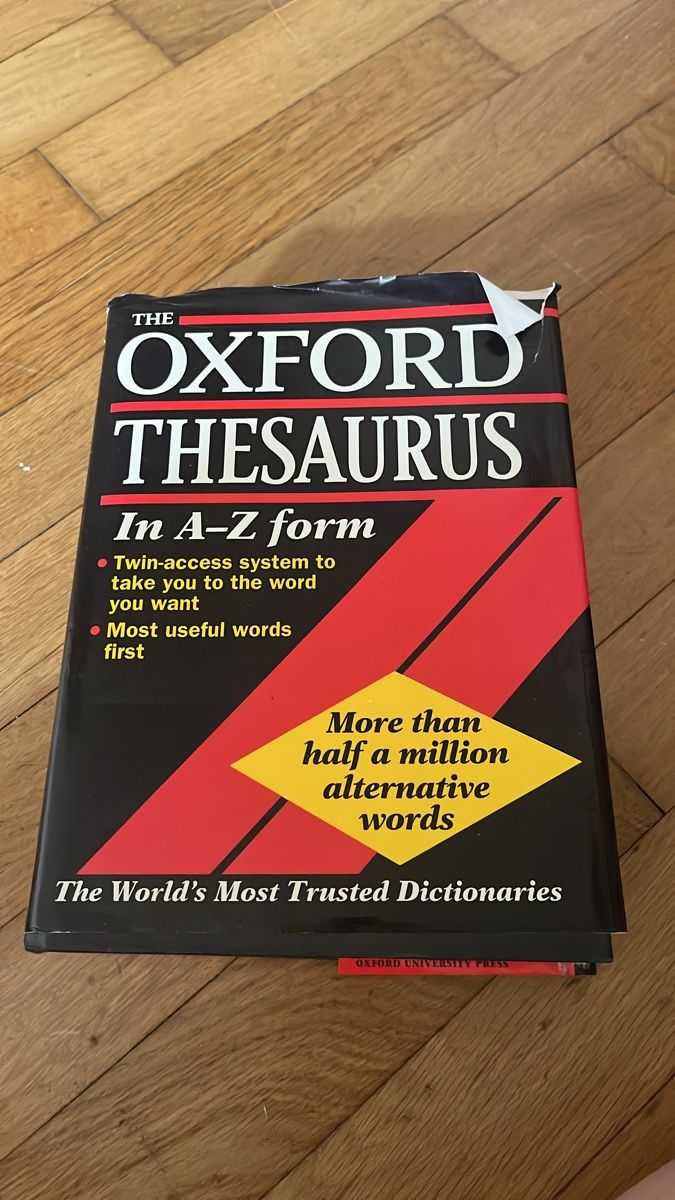Libri: The Oxford Thesaurus  – Usato da Basel venduto da hal_s2bt