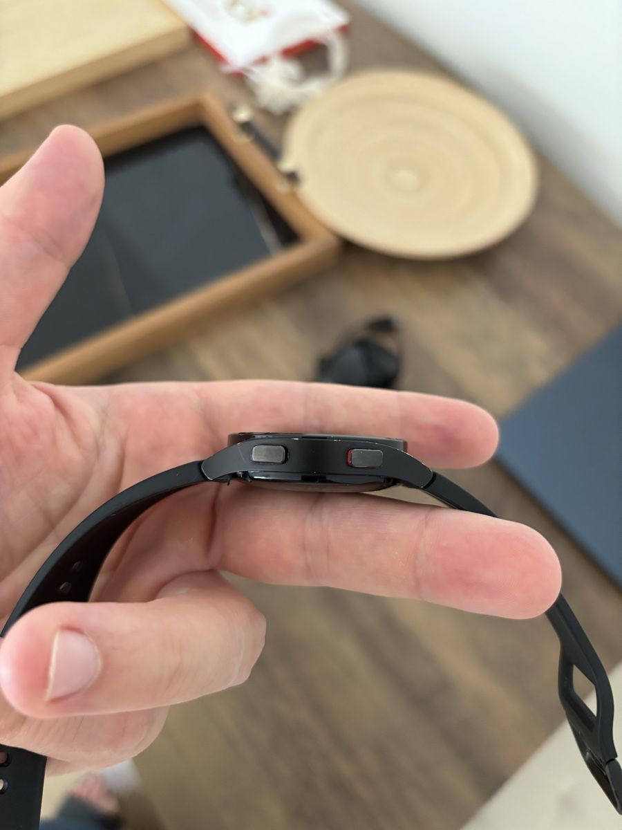 Samsung Smartwatch: Samsung Galaxy Watch 4  – D'occasion à Trimbach par fro_2ztm 3