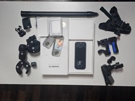 Insta360 X3 Neu mit Motorradbündel, Selfie Stick usw.