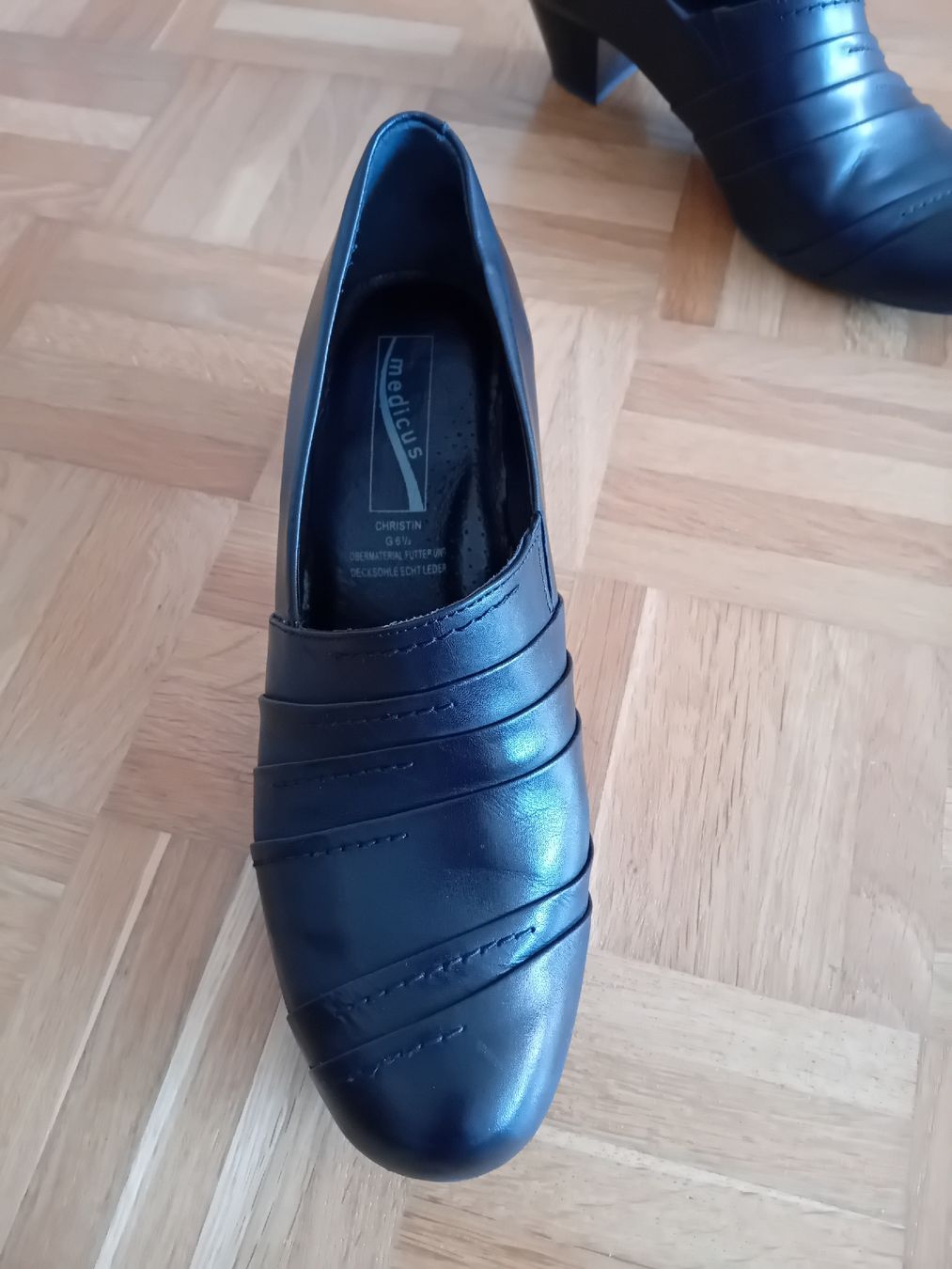 Damenschuhe: elegante Leder Halbschuhe Grösse 41 – Gebraucht aus Zürich von Gillheri 7