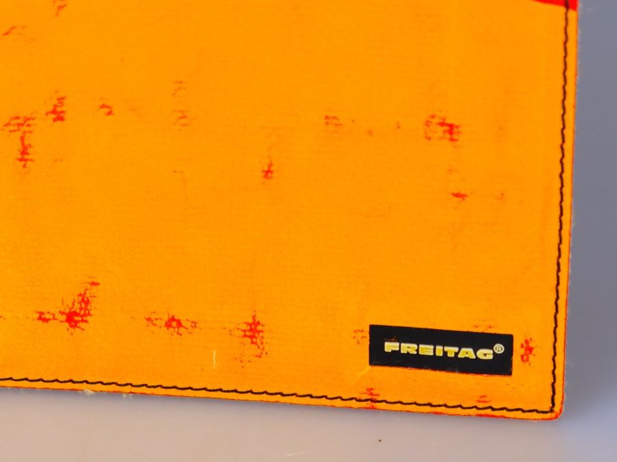 Freitag Covers & Taschen: FREITAG F24 iPad Case - Schutzhülle – Gebraucht aus Volketswil von brockipfannenstil 6