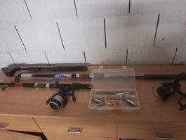 Angelruten Set mit 2 Rollen und Ködern guter Zustand