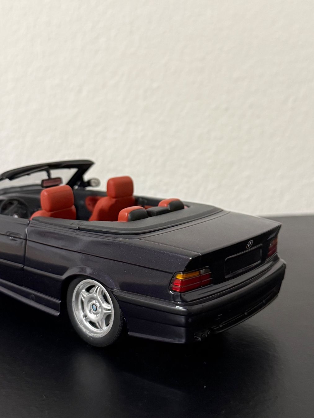 BMW Modellini d'auto: BMW M3 E36 Cabrio 3.2 UT Models – Usato da Bülach venduto da Meti2023 3