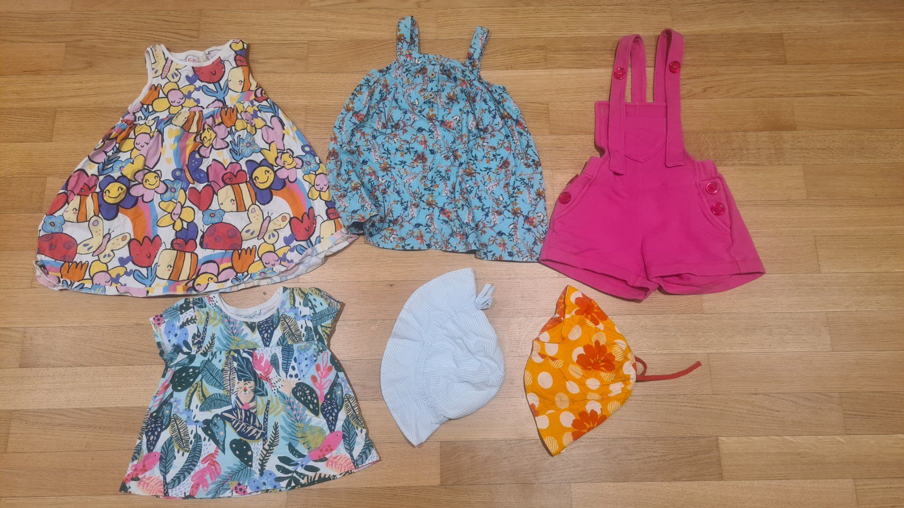 Next Lotti & Set di vestiti: Kleiderpaket Gr 98 – Usato da Zumikon venduto da daryona 1