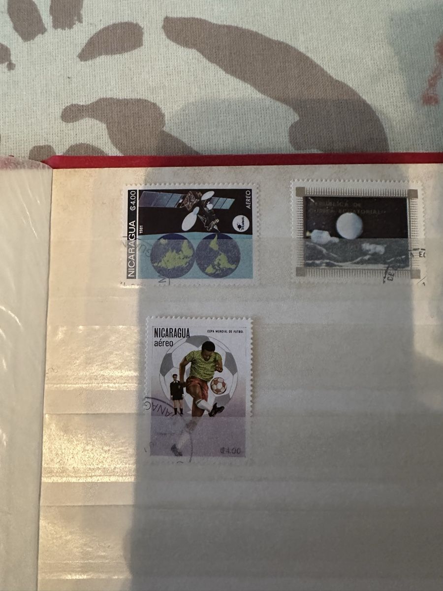Album: Briefmarkenalbum mit diversen Briefmarken – Usato da Altendorf venduto da Eastwick4 5