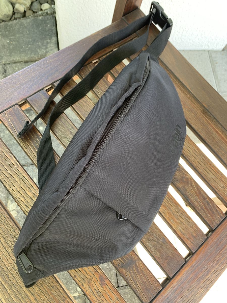 Taschen: Schwarze Cabin Zero Hüfttasche, neuwertig – Neu (gemäss Beschreibung) aus Hochfelden von mmww.97 4