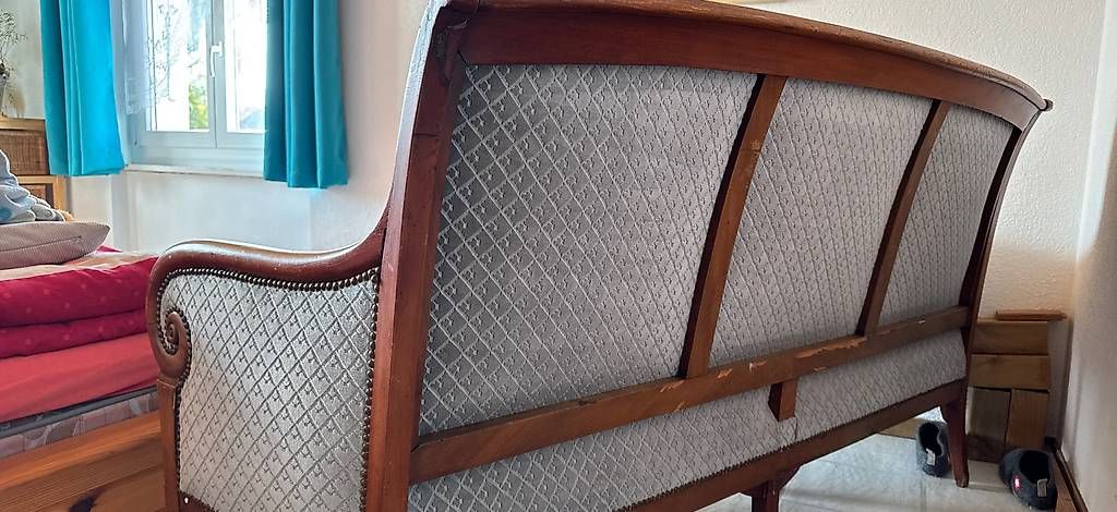 Sofas: Vieux canapé 3 places  – Gebraucht aus Courroux von SYSTEMED1977 2