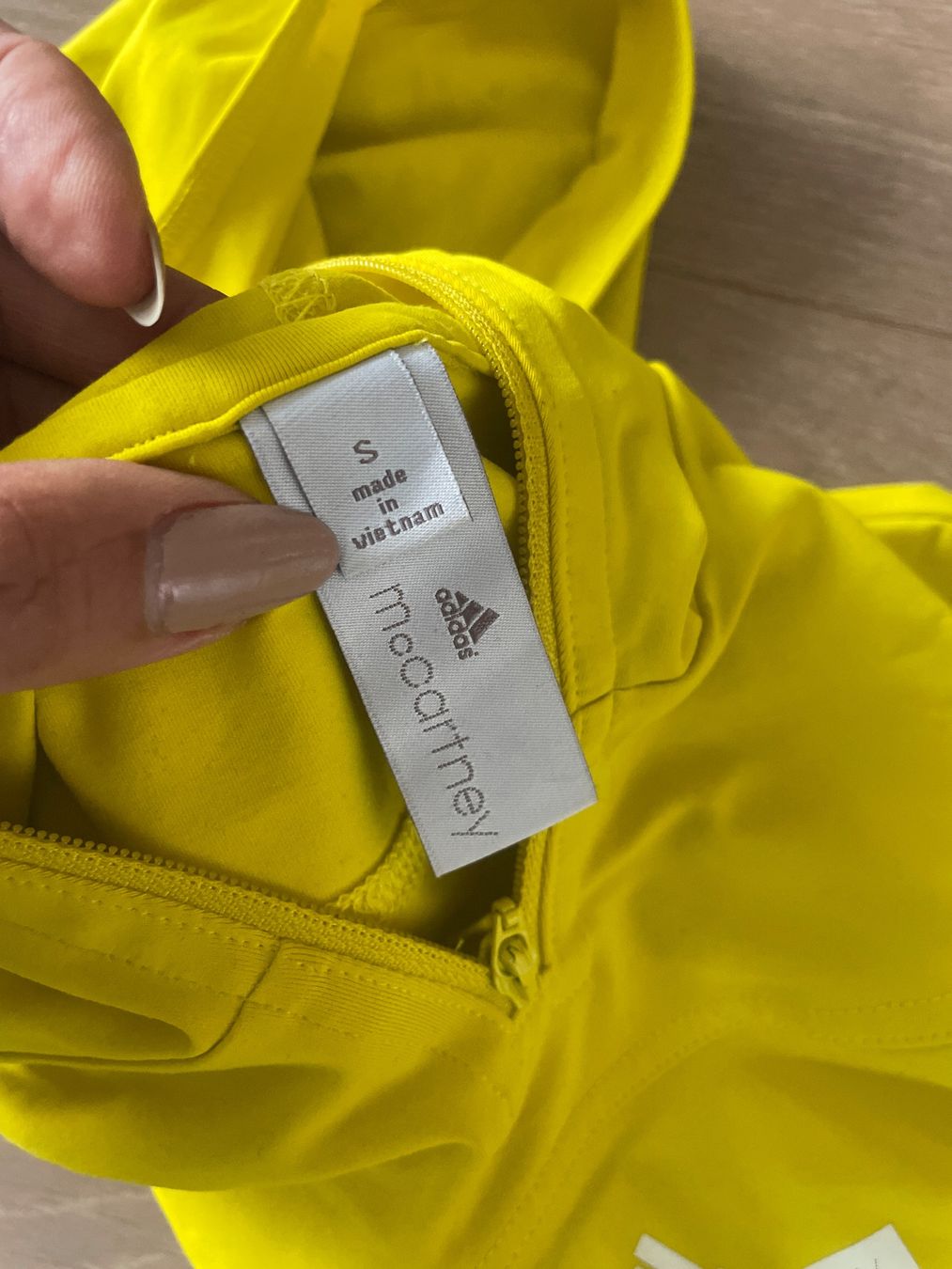 Stella McCartney Top: Stella McCartney Adidas Jogging Oberteil S – Usato da Erlenbach ZH venduto da Pocahoney 3