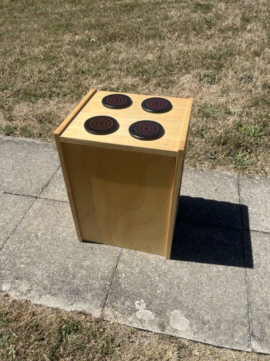 Spielzeuge: Spielbackofen aus Holz – Gebraucht aus Niederhasli von dia_2kqp 1