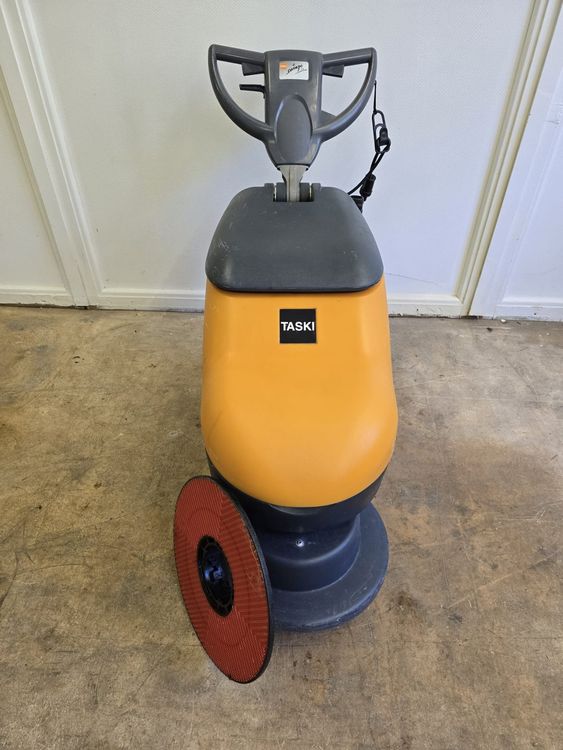 Taski swingo 450E (Gebraucht) in Niederdorf für CHF 350 – mit Lieferung ...